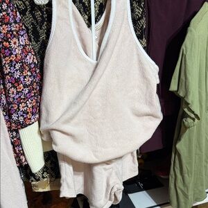 💰 SOLD 💰 Lucky Brand Cream Pajama Set